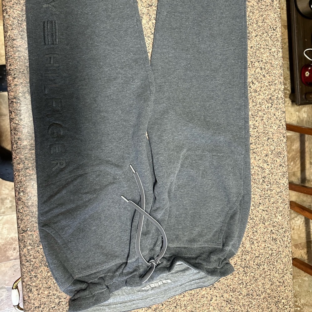 Mid to late 2000’s tommy sweatpants